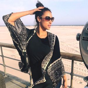 Meet your Posher, Lajeanesse